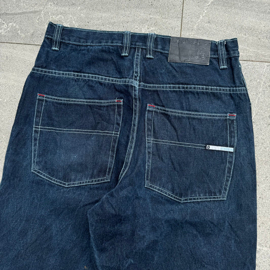 perfect southpoles - 34x13.5”