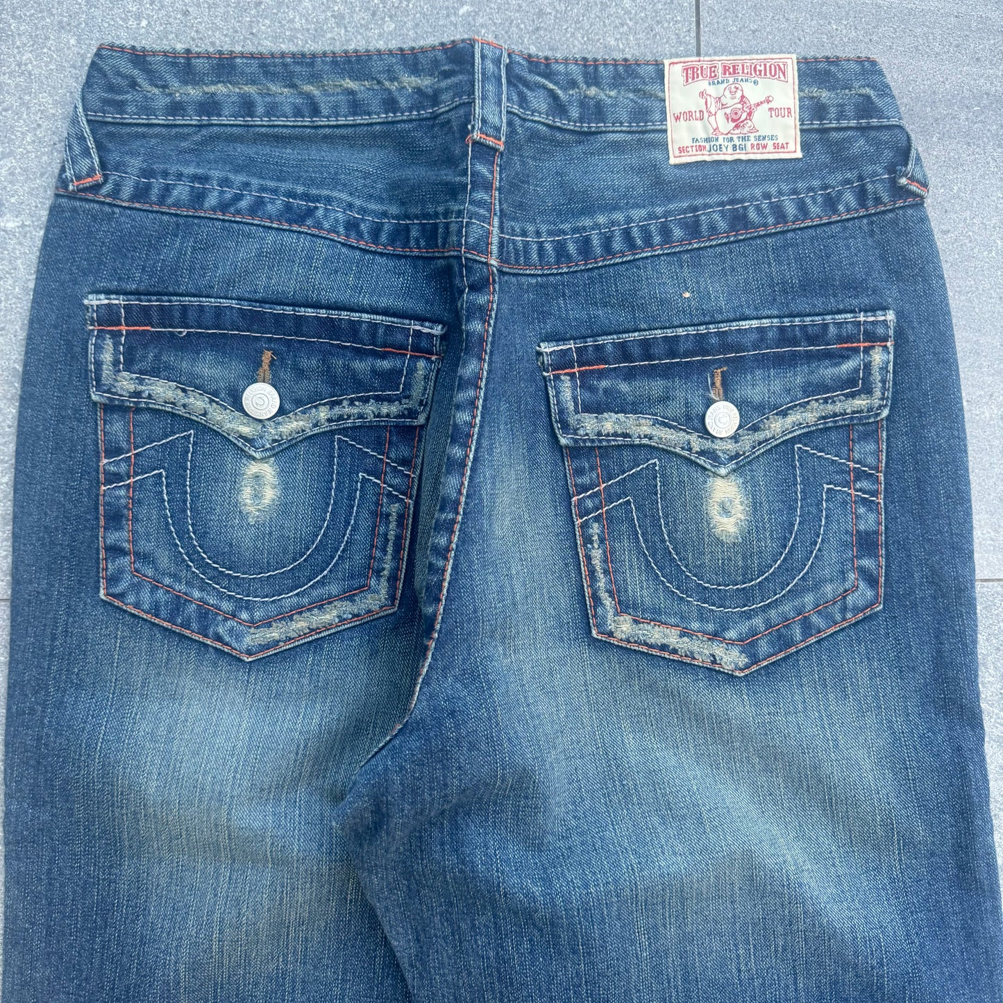 one of my FAV pairs of trueys - 30x32”