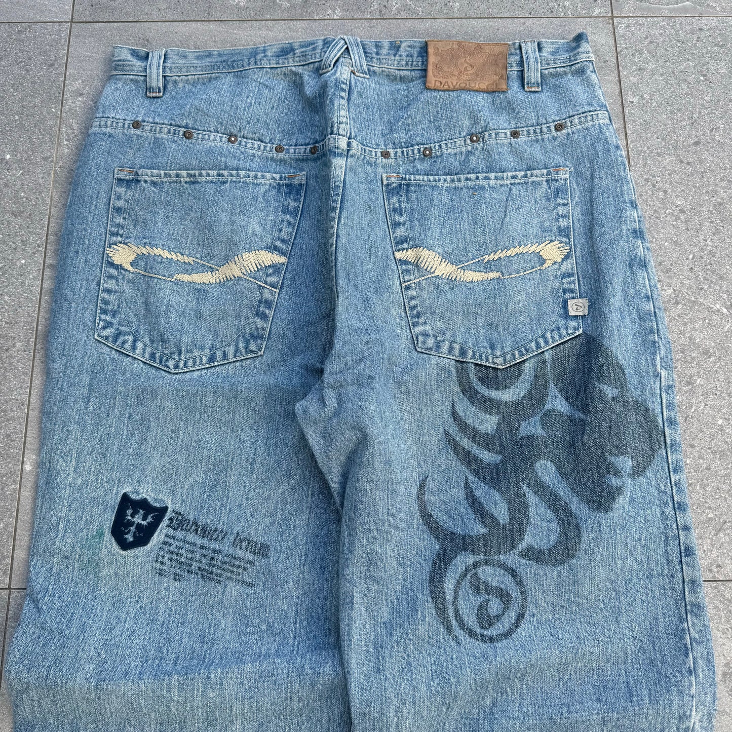 HOLYYYYY THESE ARE ACTUALLY THE BEST JEANS IVE EVER HAD YEP 40x33”