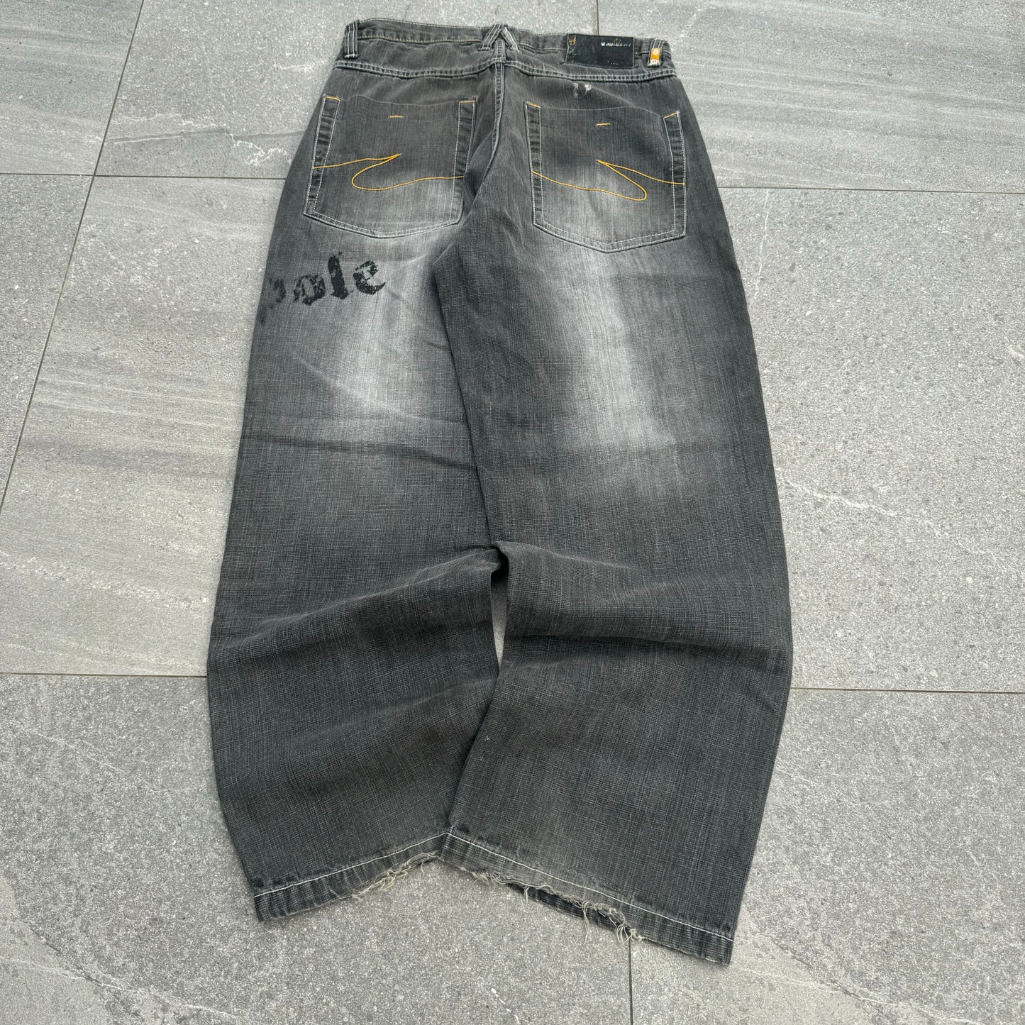 southpole side crown grails - 33x32”