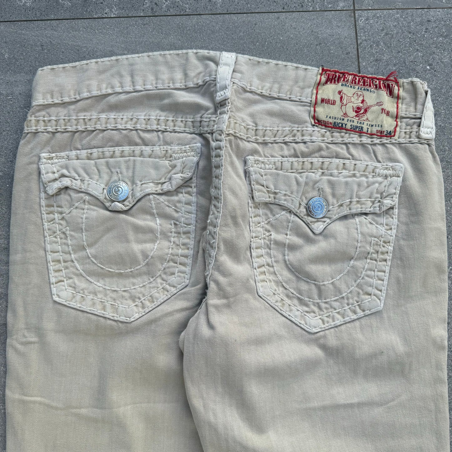KHAKI TRUEYS OMG - 38x30”