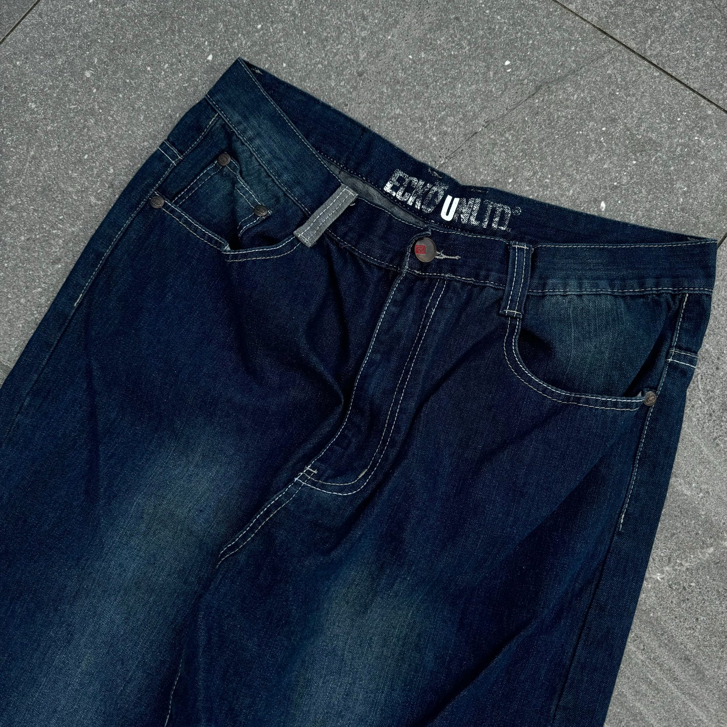 faded ahh ecko jeans - 34x31”