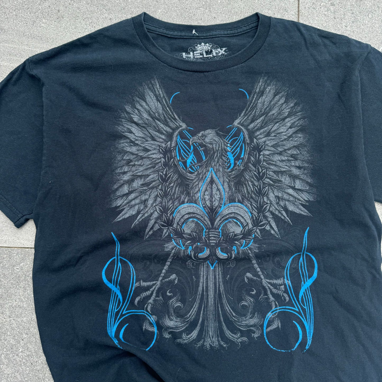 helix tee - M