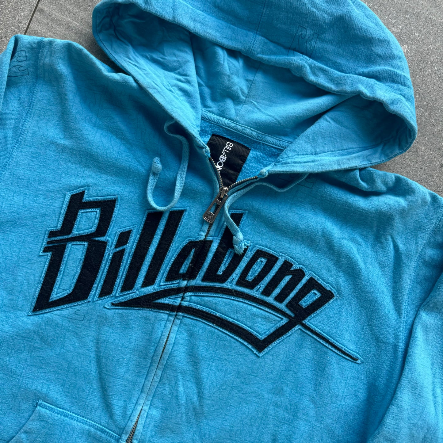 billabong hoodie - M