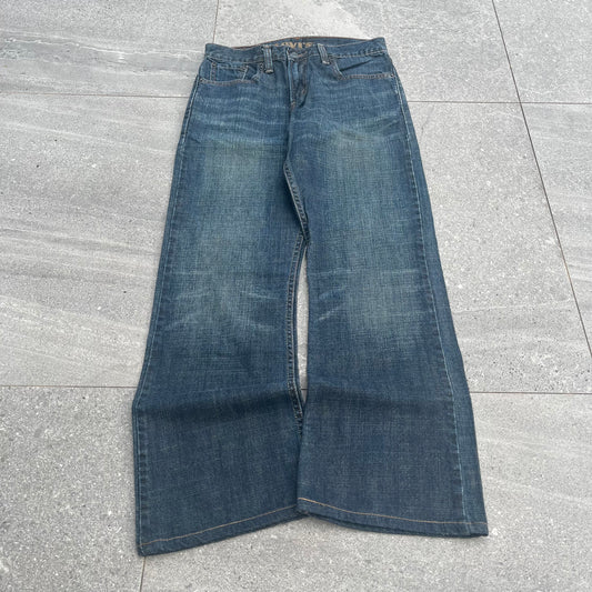 rare dark wash levi bootcuts - 30x32”