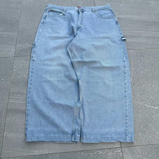 FATTTTTEST TOMMY JEANS OHMAGAWDDD - 40x28”