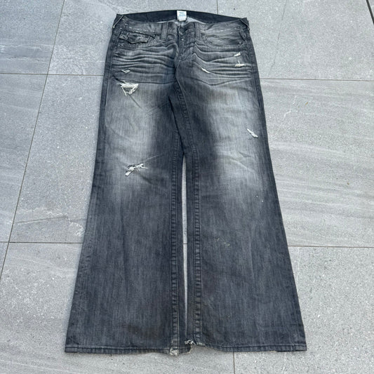 the fattest most beautiful pair of black trueys - 40x34” - (12” leg opening)