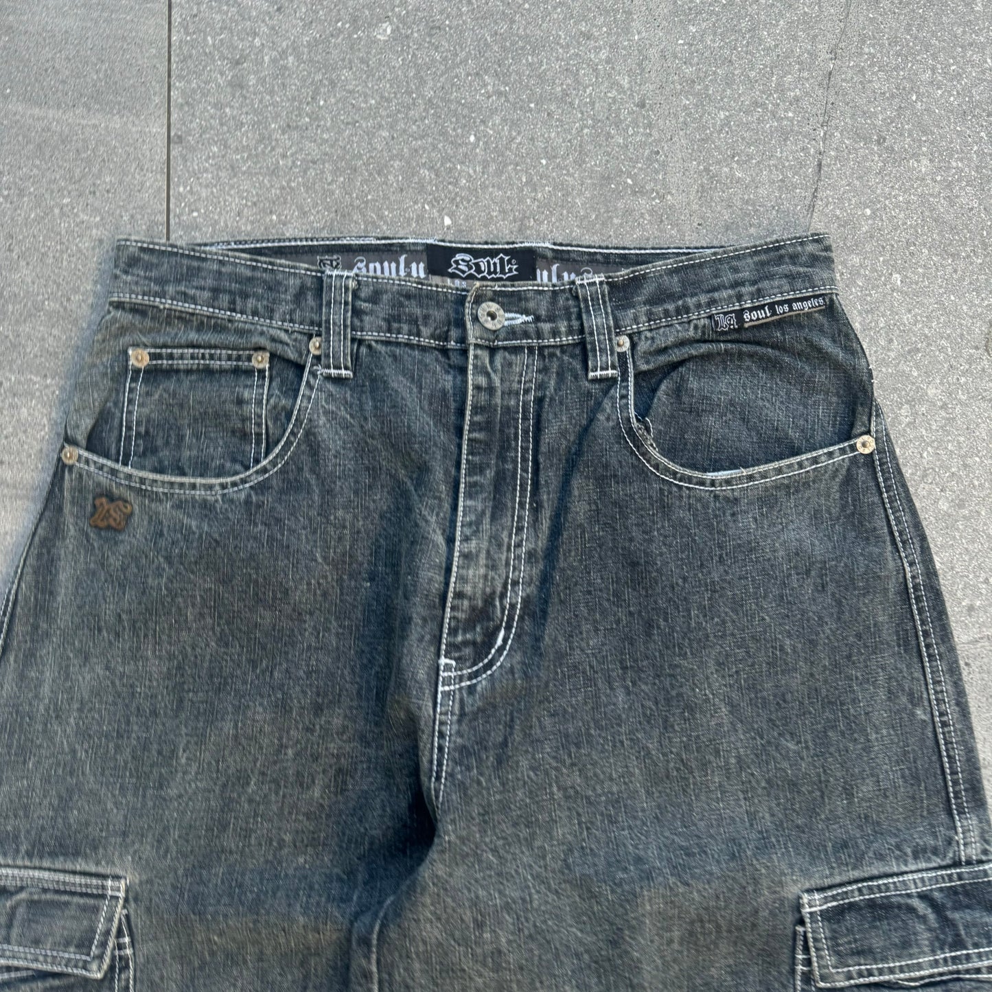 brooo holy fuck this is the first pair of these jeans that has the og hem 33x32”