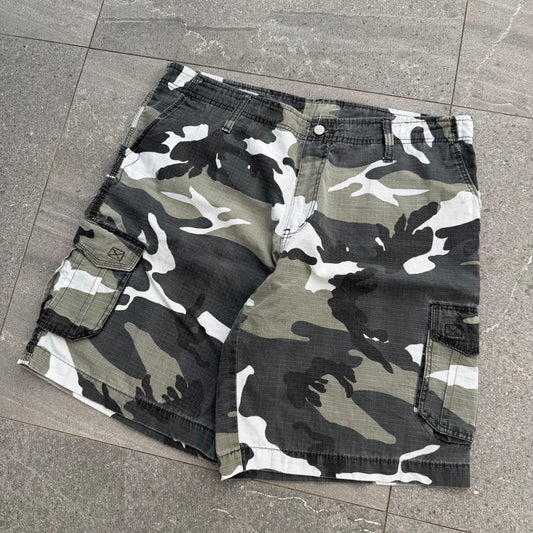 baggy camos - 38”