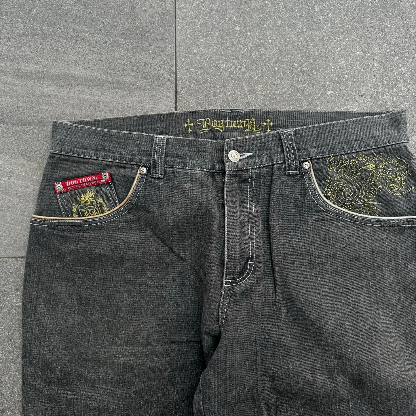 graaaail dogtown sidehits - 36x30”