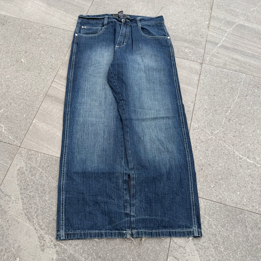 calm southpoles - 32x30”