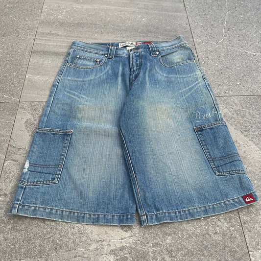 quiksilver cargo jorts - 32x13.5”
