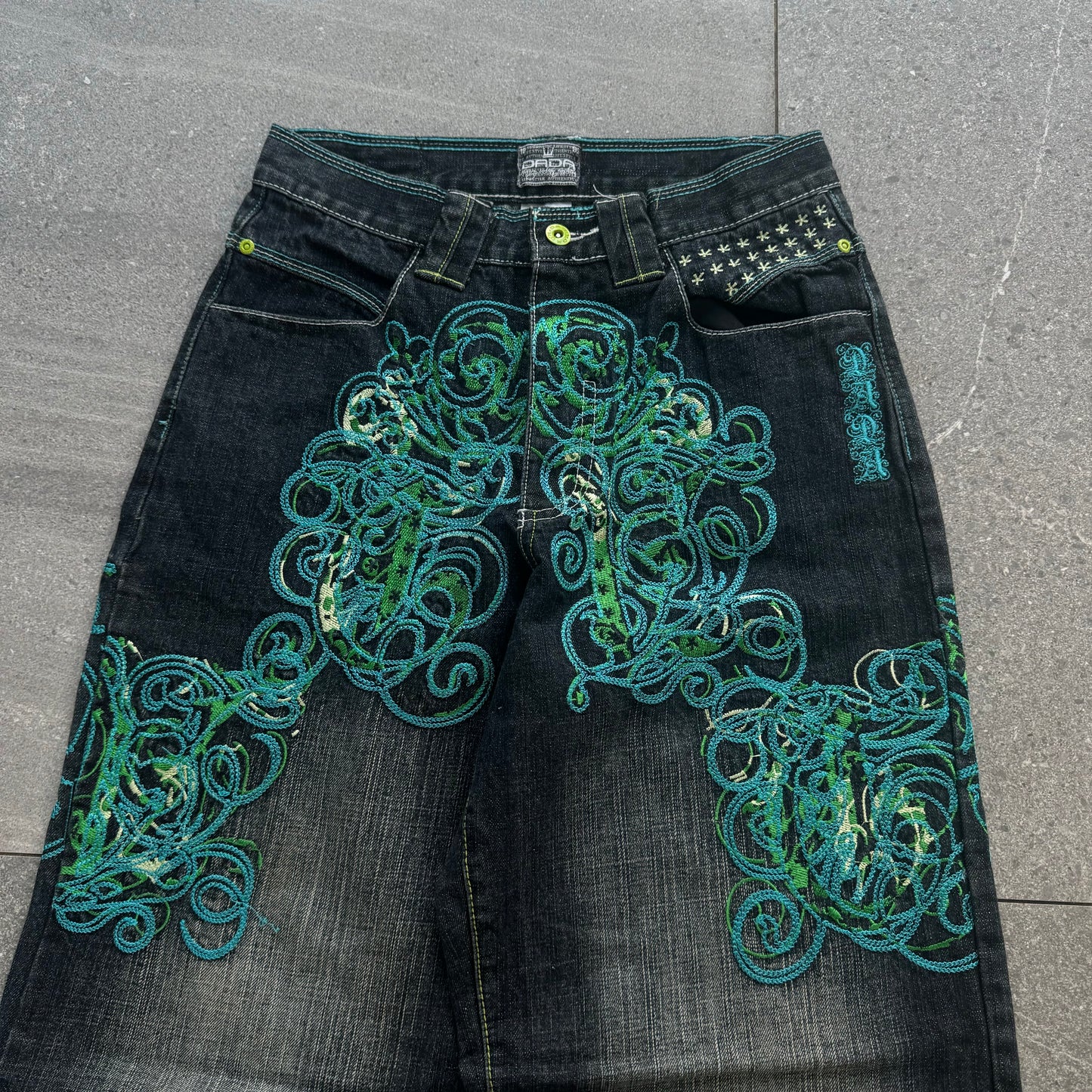 god tier dada jeans - 29x33”