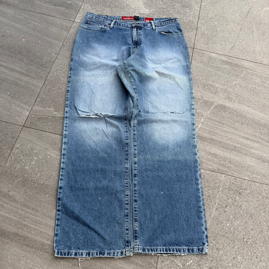 beautifully faded + distressed OG quiksilvers - 36x32”