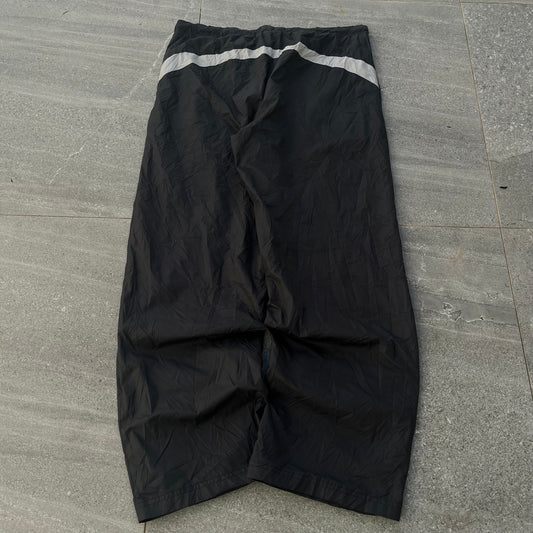 clean asf nike trackpant - 36”
