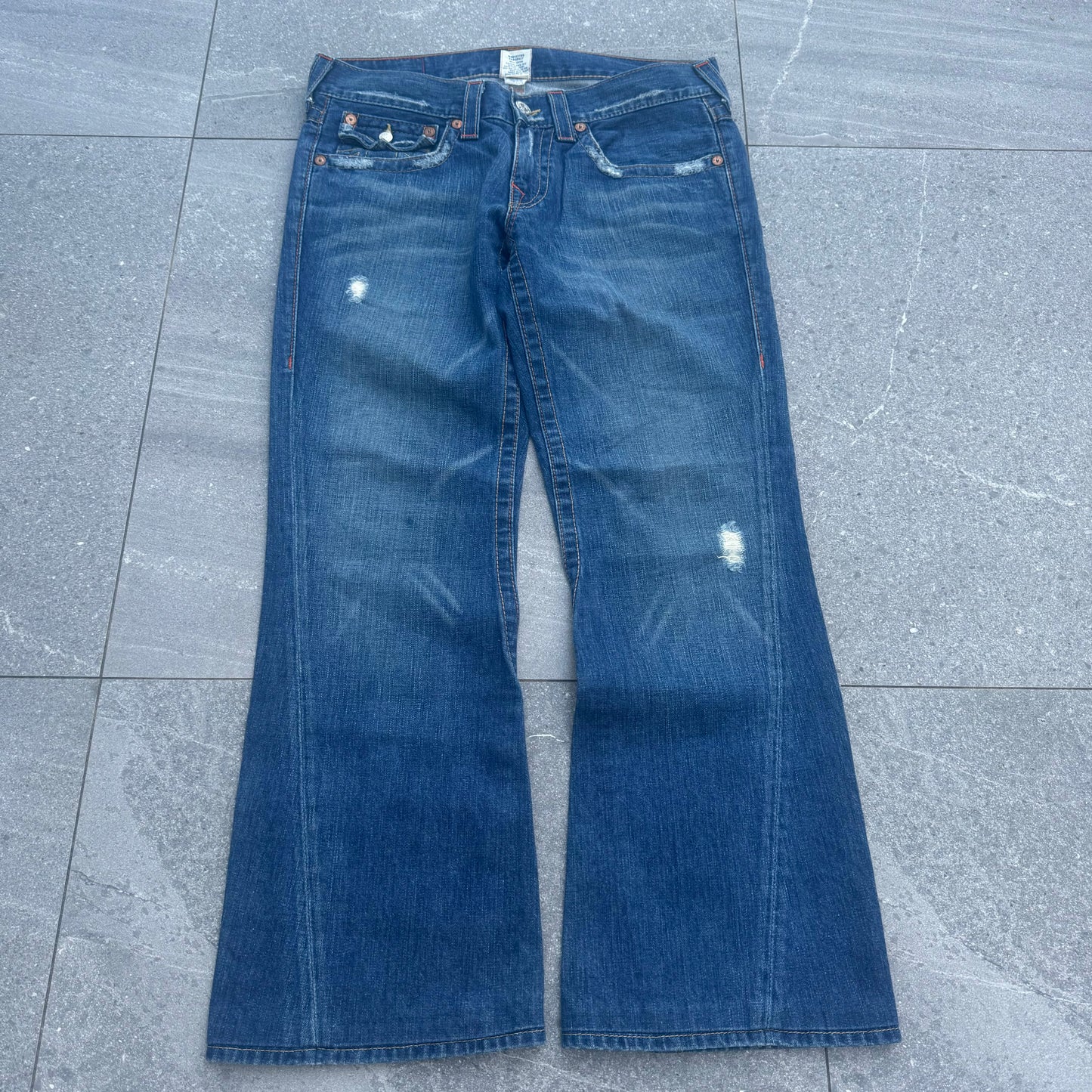 PEAK TRUEYS - 35x31”