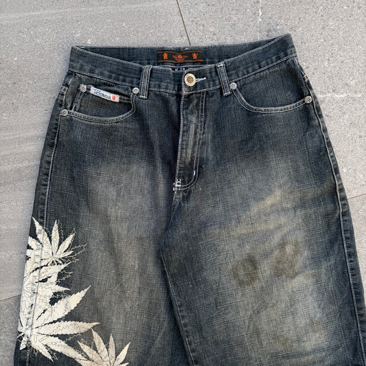 victorious tinny jorts - 33x14”