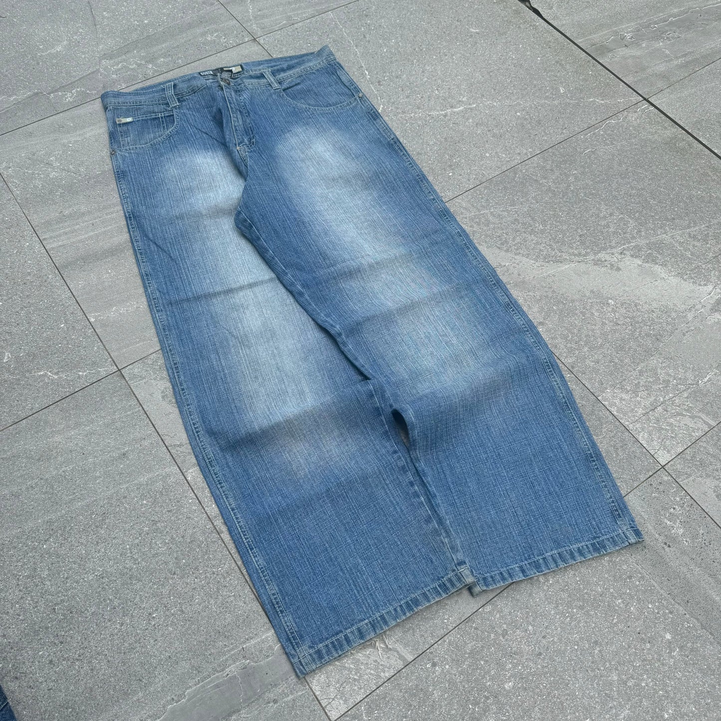 gangsta southpoles 38x34”