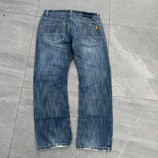 oh bro these are actually 10/10 fuck. bootcuts fit. 36x30”
