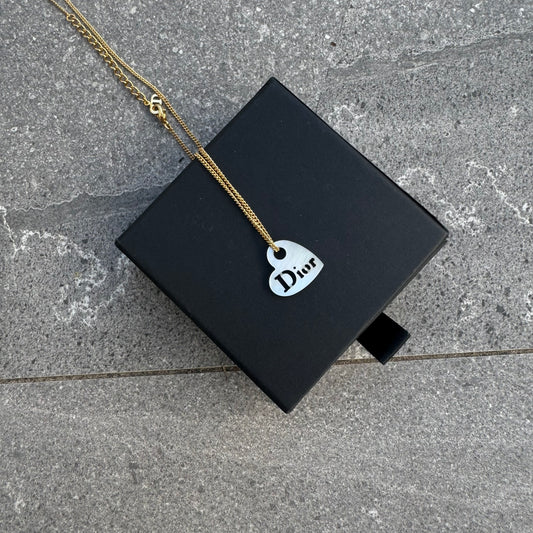 gold plated dior shell necklace