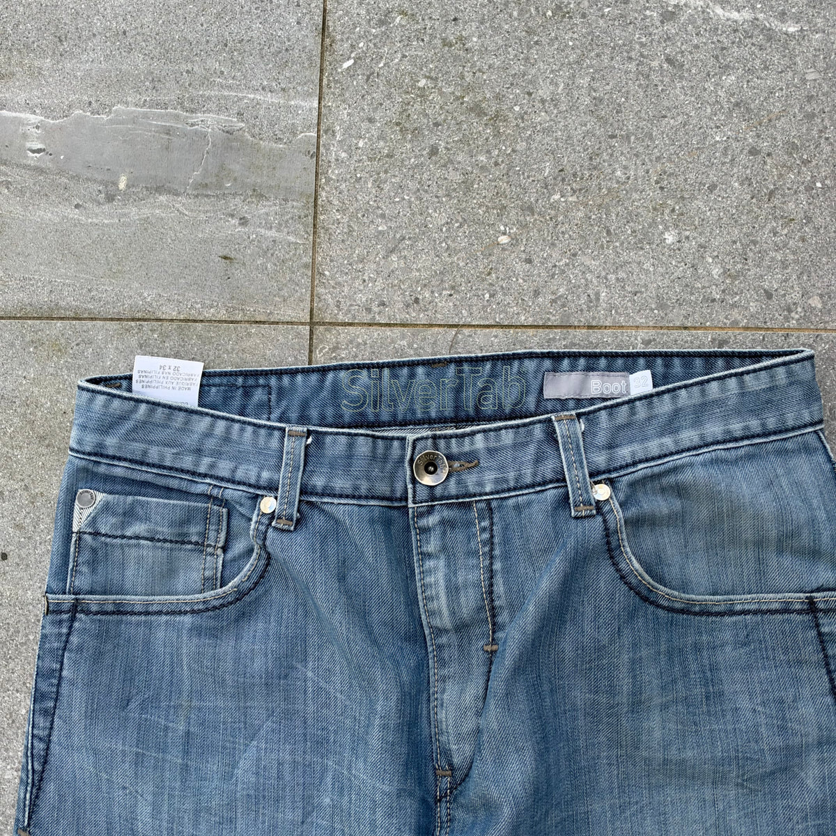 levi’s silvertab bootcut - 33x34”