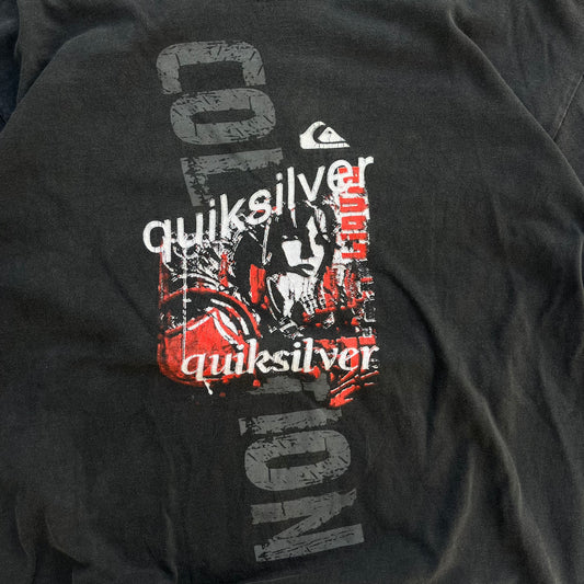 quiksilver grunge tee - M