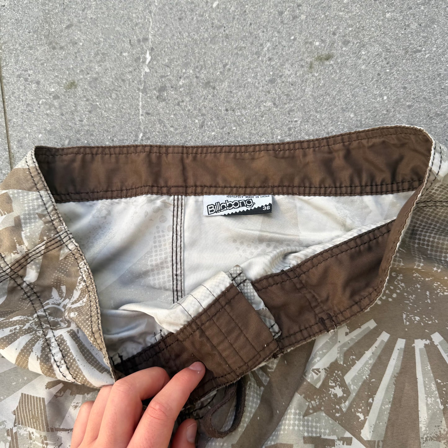 side hit billy boardies- 36”