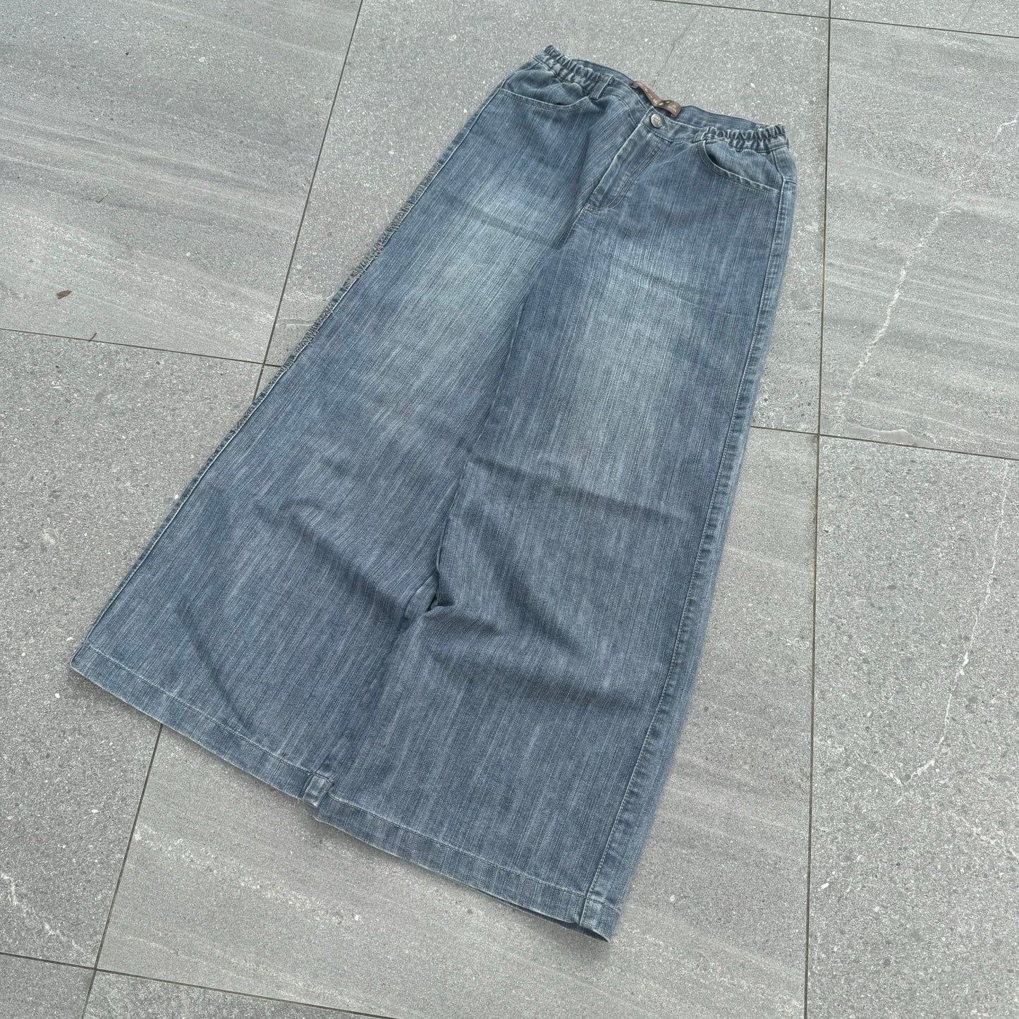 wideleg japan embroidered jeans 29x26”