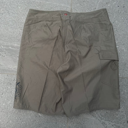 quiksilver boardies - 36x11”