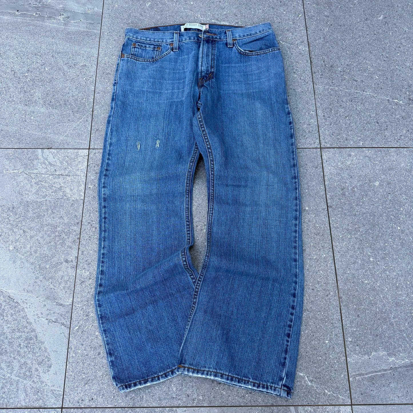 nice lil 527 pair - 33x30”