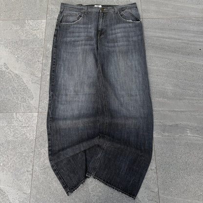 beauuty fade g-units - 38x32”