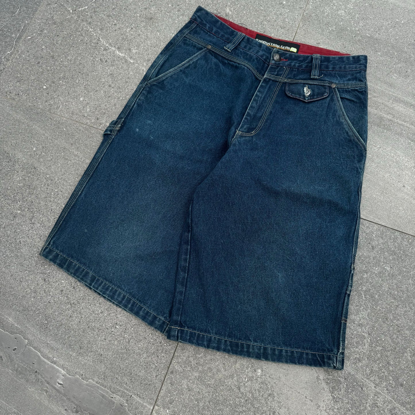 r2 industrial jorts - 32x15”