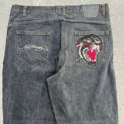 baggy ed hardys - 38x32”