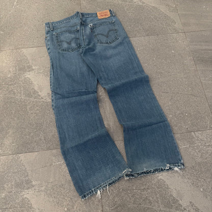 gorgeous low rise bootcuts - 34x32”