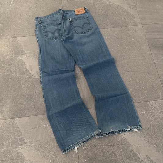 gorgeous low rise bootcuts - 34x32”