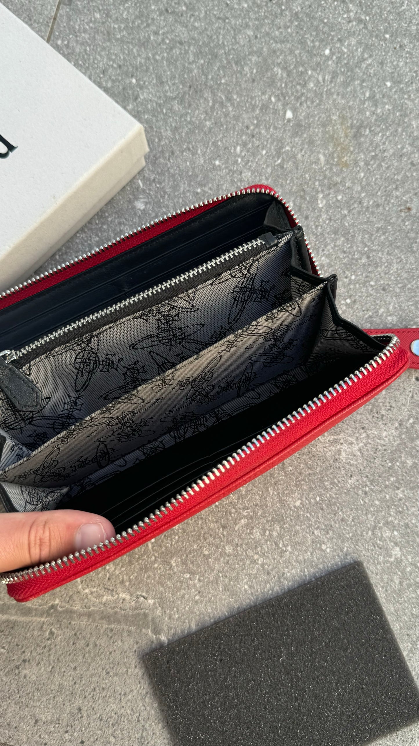 immaculate vivienne westwood orb purse