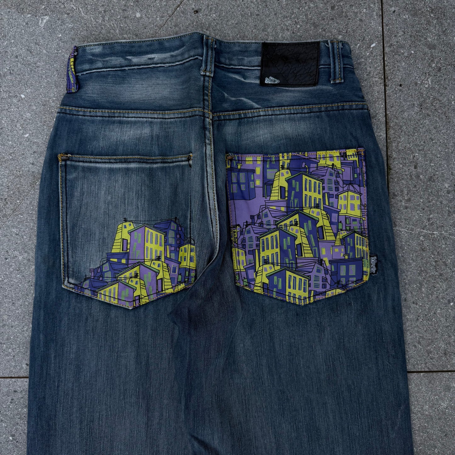 black pastel jeans - 30x31”