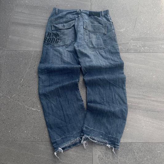 bootcut spec billabongs - 34x32”
