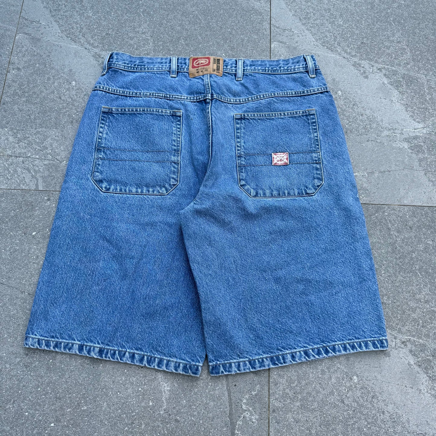 ecko jorts - 38”