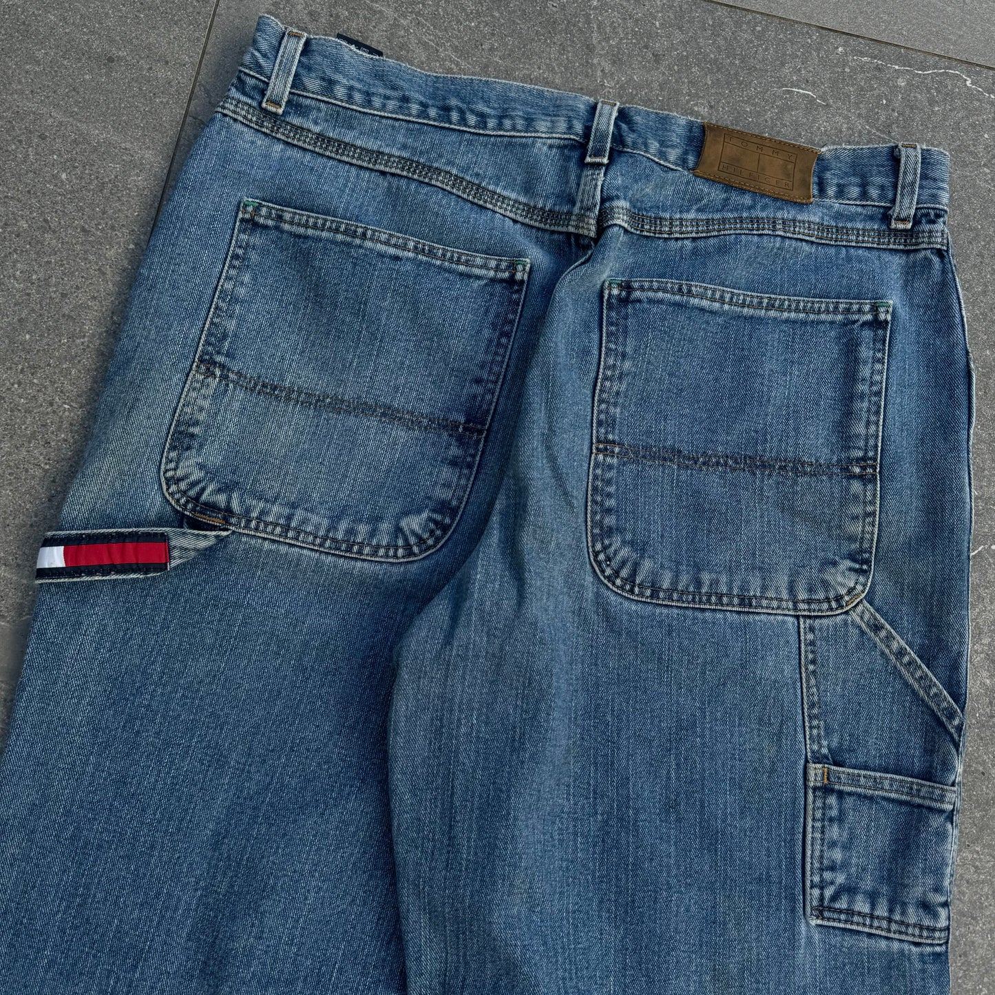 phat tommy jeans - 36x30”