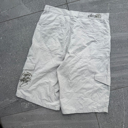 holy fuckkk 3/4 spec billabong shorts - 33”