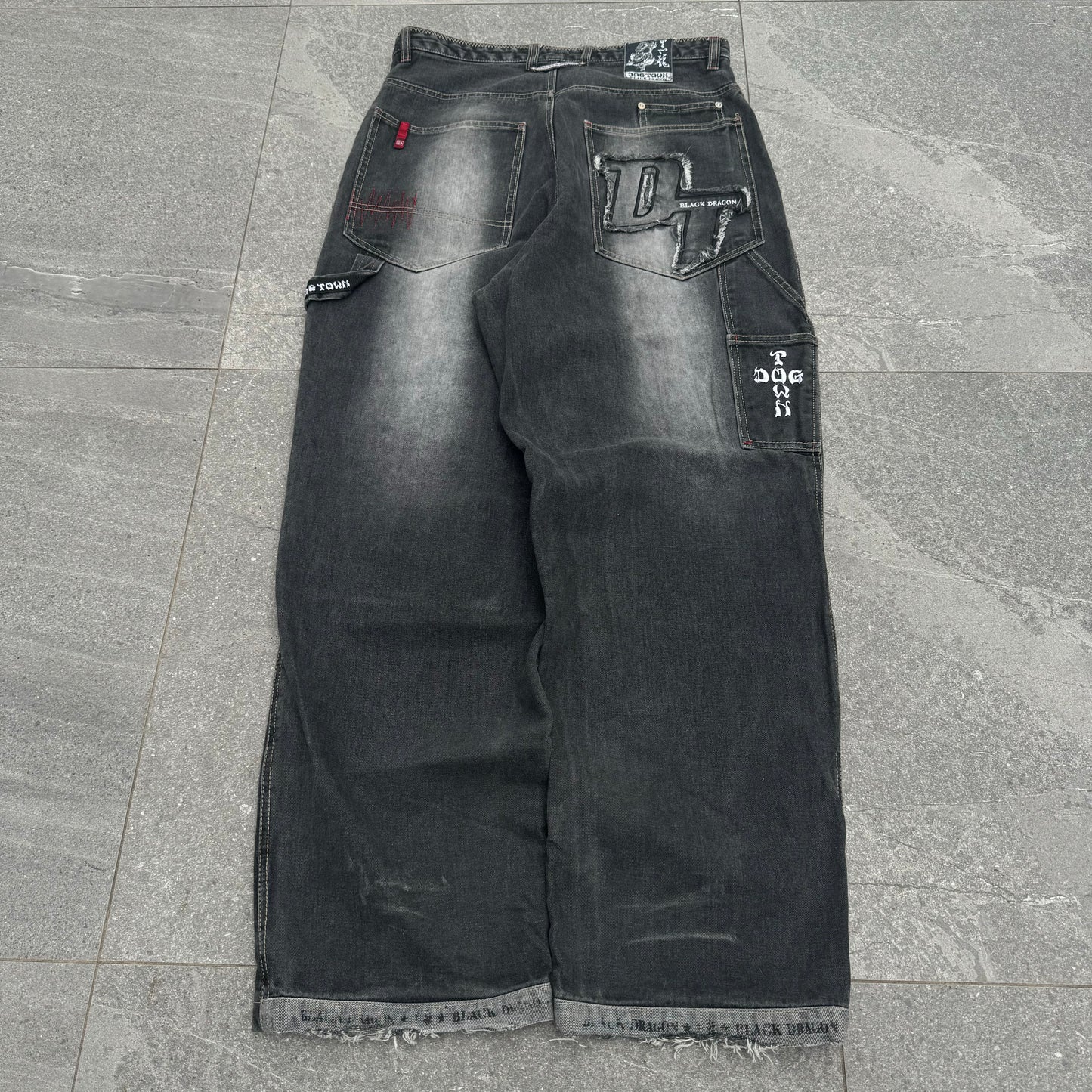 crazy dogtown jeans - 34x32”