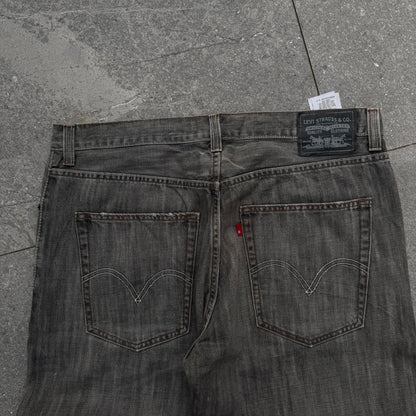 levi’s 569 loose straight - 37x30”