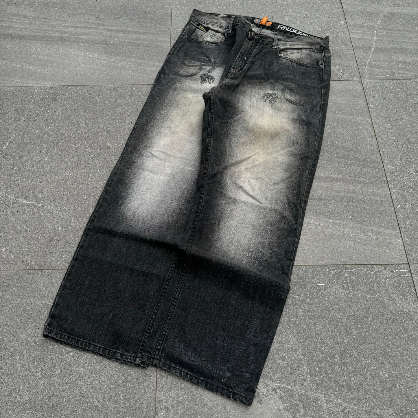 insane akademiks jeans - 38x32”
