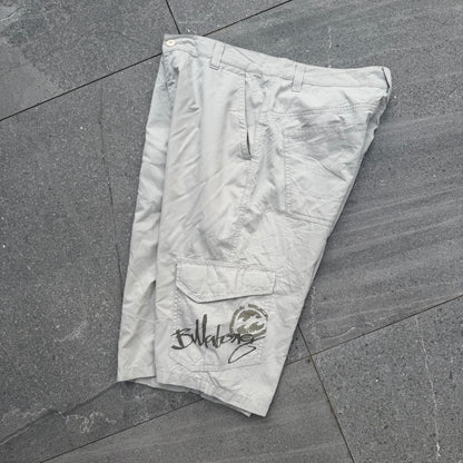 holy fuckkk 3/4 spec billabong shorts - 33”