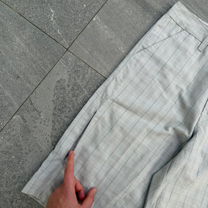 tasteful hurley plaids - 32”
