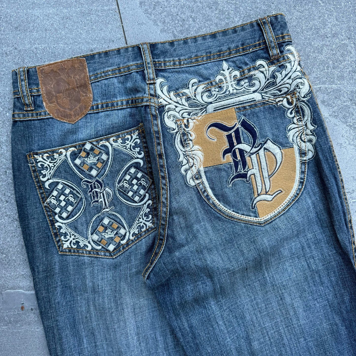 pelle jeans - 32”