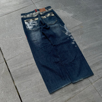 absolutely beautiful karakuri 32x28”