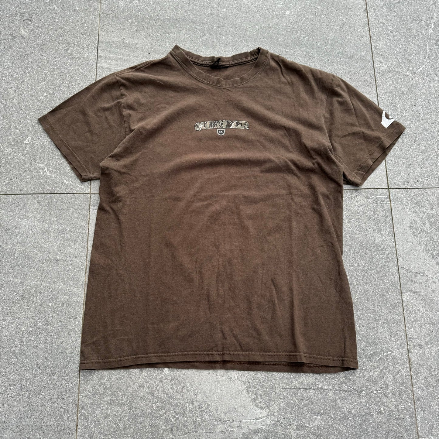 quiksilver tee - M