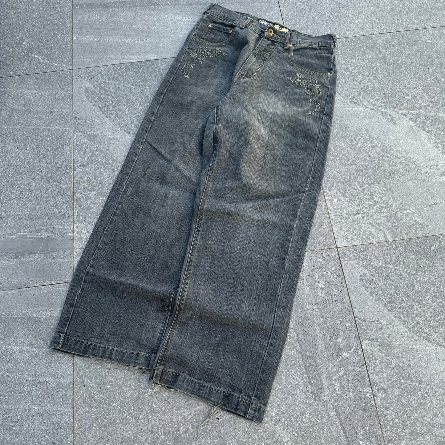 southpole gold text jeans - 30x30”